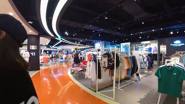 Покупаем Софии новый рюкзак / Что в рюкзаке у корейской школьницы? /KOREA VLOG/ смотреть онлайн