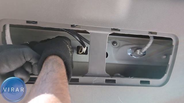 How to Replace License Plate Light Bulb - Honda Odyssey (2011-2017) смотреть онлайн
