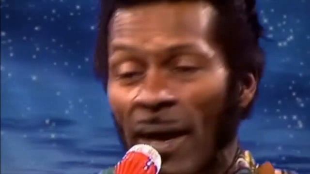Chuck Berry You Never Can Tell (Video Mix) смотреть онлайн