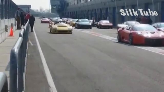 Ferrari F40 LM Barchetta Beurlys смотреть онлайн