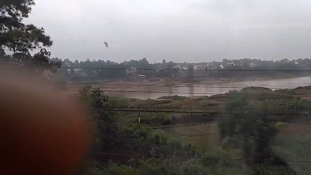 Путешествие на поезде Пекин-Куньмин смотреть онлайн