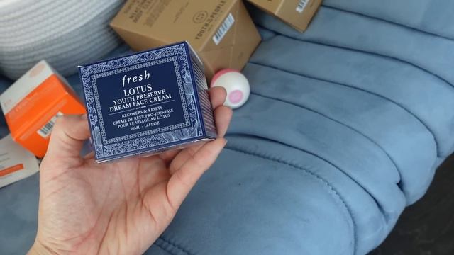 PREP FOR SPRING 🌷 pinterest mood board, new self care products, decluttering & girls date 💌 смотреть онлайн