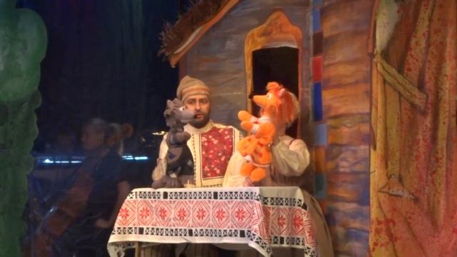 «КОЛОБОК» Дед с Бабой разбирают игрушки. Театр Чихачёва смотреть онлайн