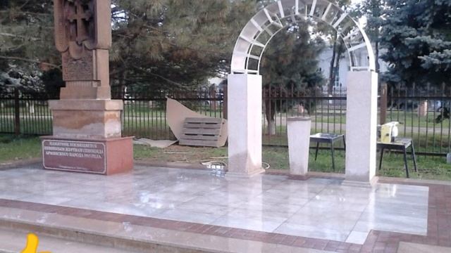 СТОЛ ИЗ ГРАНИТА. И МРАМОРА: *Творческая работа по камню. смотреть онлайн