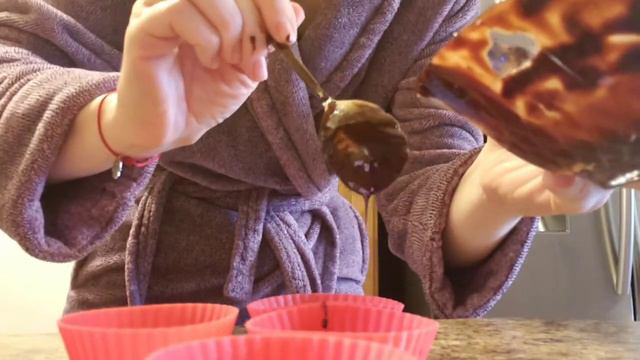 Шоколадные натуральные конфеты.) смотреть онлайн