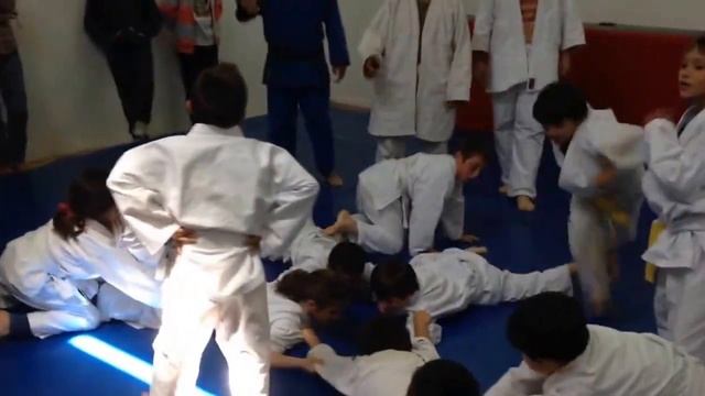 И снова тренируем захват смотреть онлайн