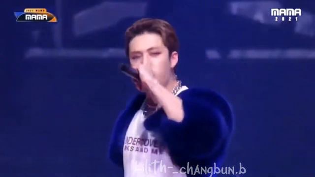 Bang Chan - Honey (Luna Aura) смотреть онлайн