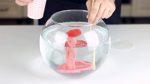 Водяные свечи / Парафиновые кораллы смотреть онлайн