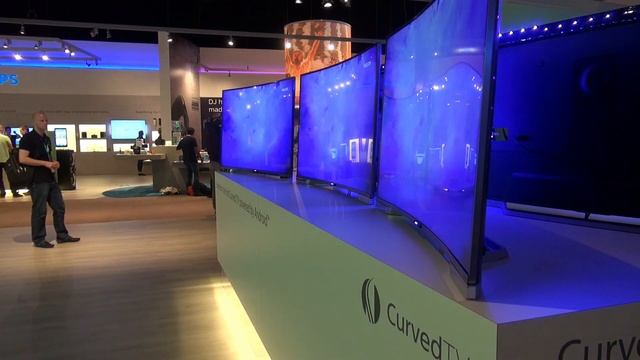 IFA 2014 - Philips: 4K Ultra HD Curved TV [Hands On] смотреть онлайн