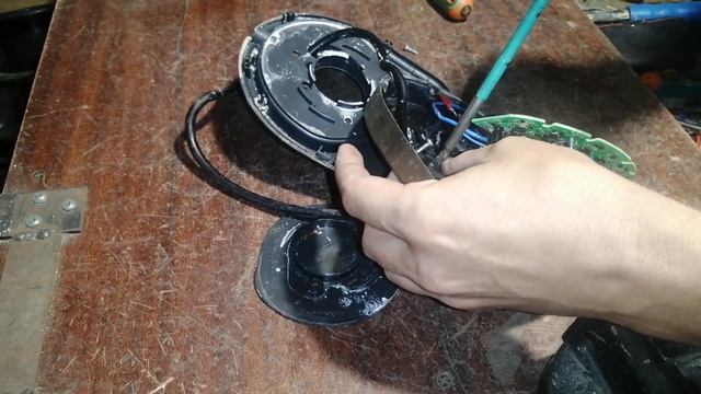 Умная подставка для чайника. Посмотрим что внутри. смотреть онлайн