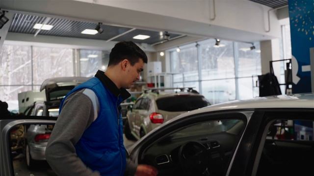 Subaru спасали | VW Golf как в Most Wanted смотреть онлайн