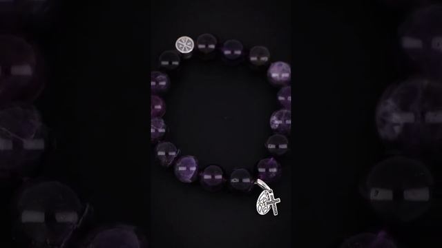 Браслет с серебряной подвеской смотреть онлайн