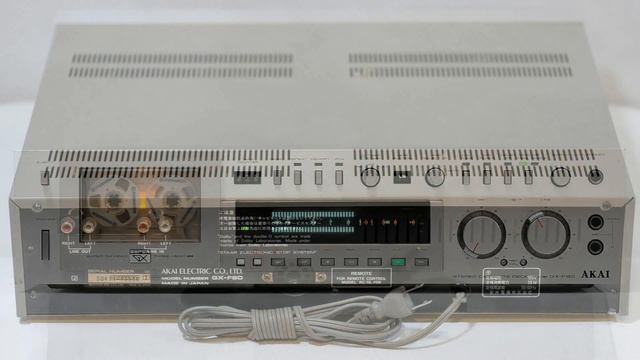 Akai GX-F90 кассетная дека. Видео демонстрация! смотреть онлайн