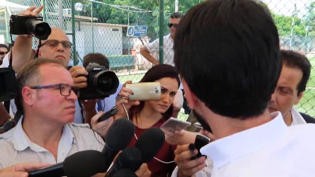 Il seg. del PD Maurizio Martina a Scampia parla di dell'Ilva смотреть онлайн