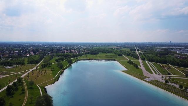 München von Oben - Messestadt Riem - Riemer See - Turm - Buga - 4K - Drone Footage - Luftaufnahmen смотреть онлайн
