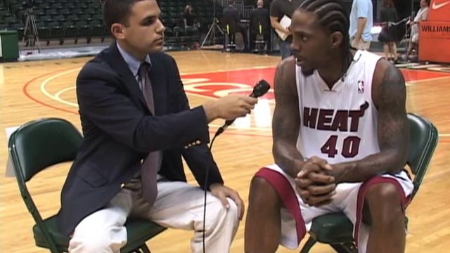 Miami Heat Media Day - 1-on-1 w/ Udonis Haslem смотреть онлайн