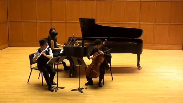 Bohuslav Martinů: Trio for Flute, Cello and Piano смотреть онлайн