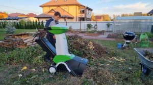 Оказывается существует измельчитель и трава и ветки два в одном