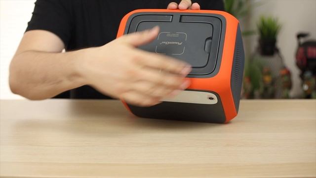 1 Device to POWER them all! (Bluetti AC50S Review) смотреть онлайн
