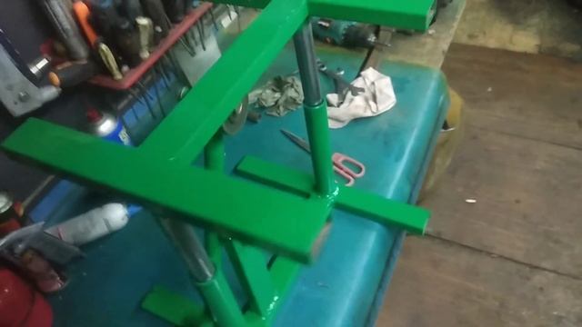 Доделал подставку под мотоцикл!Занимаюсь мелкими делами! смотреть онлайн