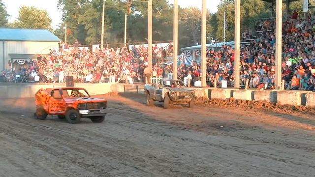 TRUCK VS TRUCK FATHER VS SON