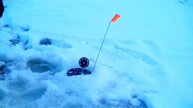 Рыбалка на жерлицы и балансир смотреть онлайн