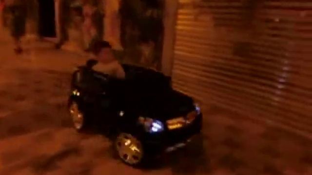МИНИ АВТОМОБИЛЬ ТРАНСФОРМЕР БУДУЩЕГО смотреть онлайн