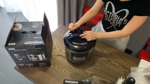 Вы поменяете отношение к готовке! Обзор Мультиварки Redmond SkyCooker RMC-M224S смотреть онлайн