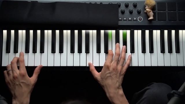 Окончил музыкалку, но не умеешь играть песни по-простому? [Аккомпанемент на фортепиано] смотреть онлайн