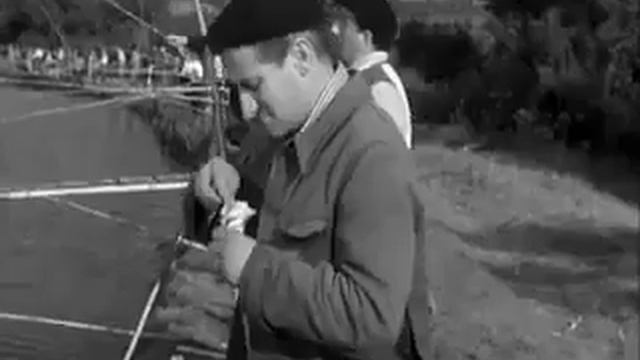 Как раньше проходили соревнования по рыбалке. Кто больше поймает смотреть онлайн