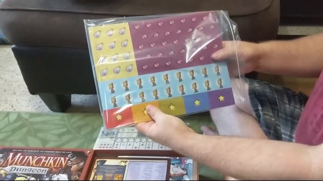 Unboxed! Munchkin Dungeon on Kickstarter (Ver 1) смотреть онлайн