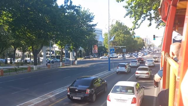 Ташкент экскурсионный автобус часть 1 От Сквера по Амира Тимура смотреть онлайн