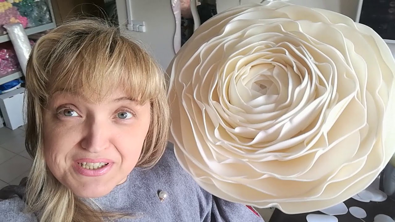 Рабочий процесс создания цветов. смотреть онлайн