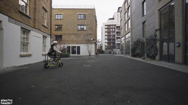 This electric scooter with a seat is MAD смотреть онлайн