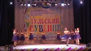 Ансамбль танца "ПИКОЛИНИ". Девичья плясовая