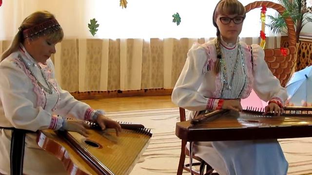 Игра на гуслях. смотреть онлайн