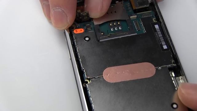 How to Replace Your iPhone 3G A1241 Battery смотреть онлайн