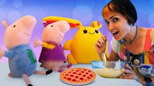Свинка Пеппа и Лаки готовят шарлотку. Рецепты с Машей Капуки Кануки. Видео с игрушками