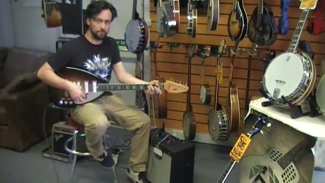 Vox Teardrop through a Fender Blues Junior MkIII смотреть онлайн