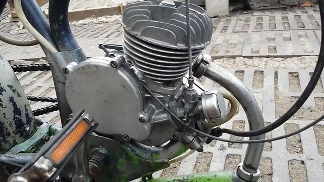 Завели веломопед Рига-11 смотреть онлайн