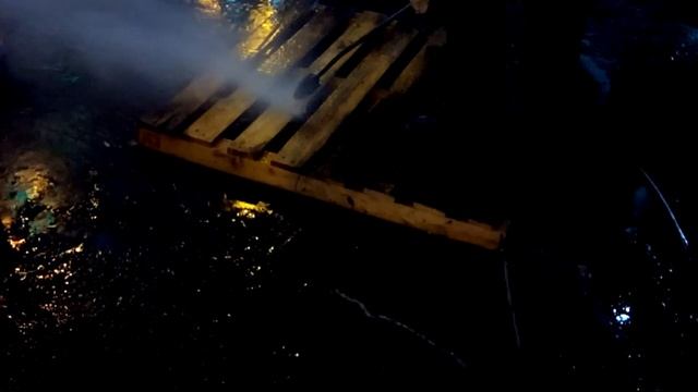 СУПЕР ВИДЕО!!!КЕРХЕР РЕЖЕТ ДЕРЕВО!!! смотреть онлайн