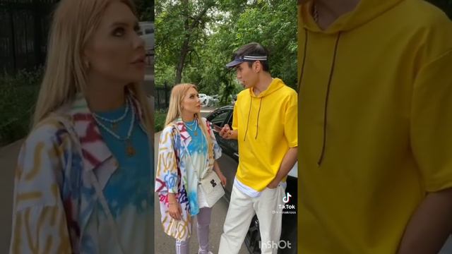 Вайны Карина Кросс|•TikTok•| видео сделано админом "li omg" (ссылка на её канал в описании видео) смотреть онлайн