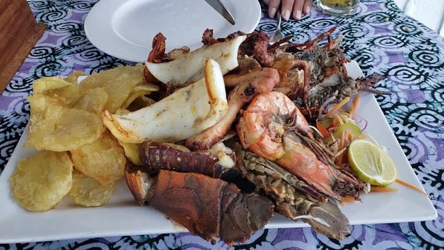 ZANZIBAR - 2º PARTE - PRAIAS | VIAGEM DE VOLTA AO MUNDO | ÁFRICA смотреть онлайн