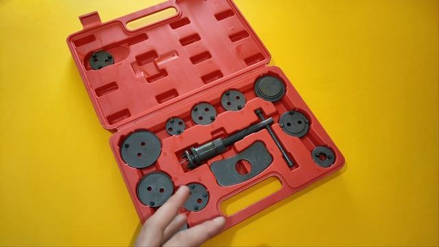 How to Retract the Rear Caliper Piston on Astra H - Brake Caliper Retraction Kit смотреть онлайн