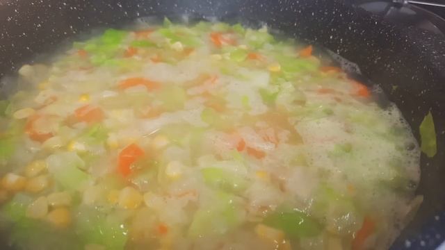 НА УЖИН ДЛЯ ПОХУДЕНИЯ КУКУРУЗНЫЙ СУП. ВСЕГО 30 ККАЛ НА 100 ГРАММ! ЕШЬ ВКУСНО И ХУДЕЙ! смотреть онлайн