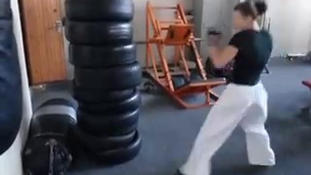 Лена Воробьева. Атака с движения смотреть онлайн