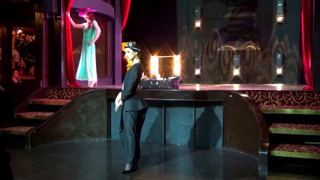 "ДЕВУШКИ ДЖЕЙМСА БОНДА" коллекция шляпок. СПб. смотреть онлайн