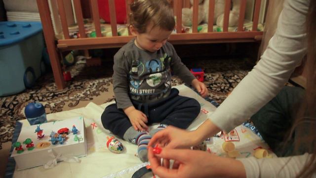 Kinder hippo открываем киндер сюрпризы часть 2 смотреть онлайн