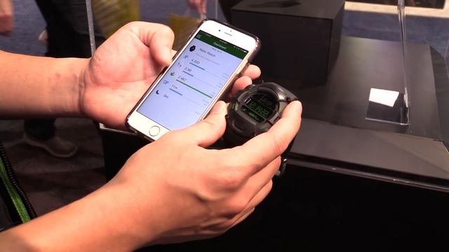 Razer Nabu Watch: Digital Chronograph for Gamers (CES 2016) | Allround-PC.com смотреть онлайн