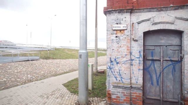 Трамвай и автобус по Даугавпилсу смотреть онлайн